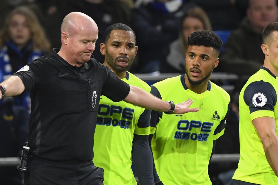 Cardiff vs Huddersfield: Terriers stay stranded at bottom of