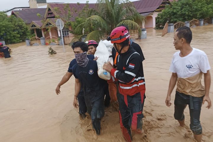 Flood and landslide hit Indonesia&s Sulawesi island, killing 14