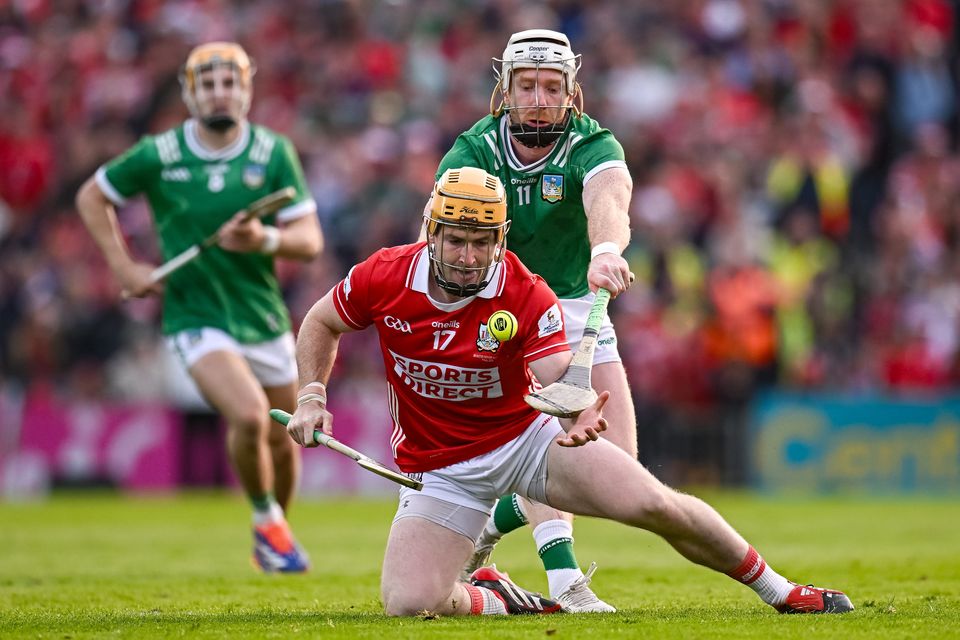 Cork's Niall O'Leary in action against Limerick's Cian Lynch during their Munster SHC final. Photo: Piaras Ó Mídheach/Sportsfile