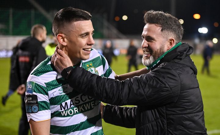 ‘It’s scary… but very quickly he was in the mode of ‘I’m ready to fight’’ – Stephen Bradley hails ‘incredible’ Gary O’Neill after cancer battle