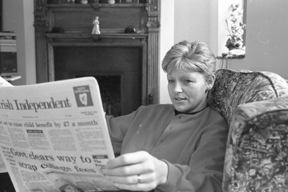 Veronica Guerin reading the Irish Independent shortly before her murder on June 26, 1996. Photo: David Conachy