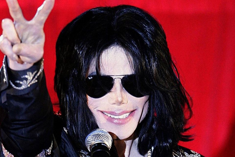 Michael Jackson fans in London remember singer, mark world tour that never  happened – New York Daily News