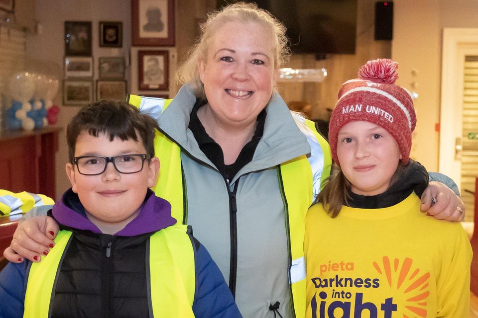 Zack, Zoe and Ruby Smith from Ballinvegga at the Darkness Into Light walk organiged by Sue from Slimming World at the rugby club. 