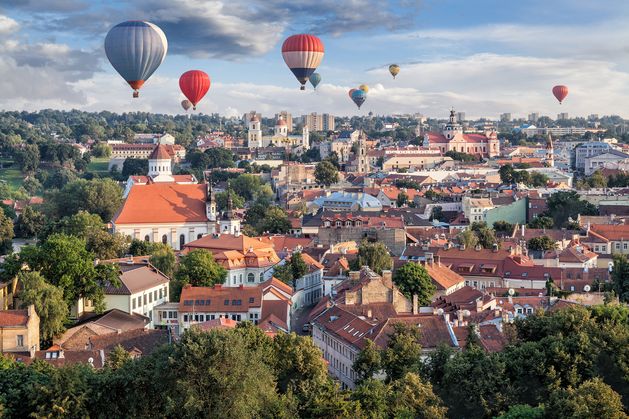 Séjours les moins chers en Europe 2024 – Vilnius en tête du classement avec un café à 2,11 €