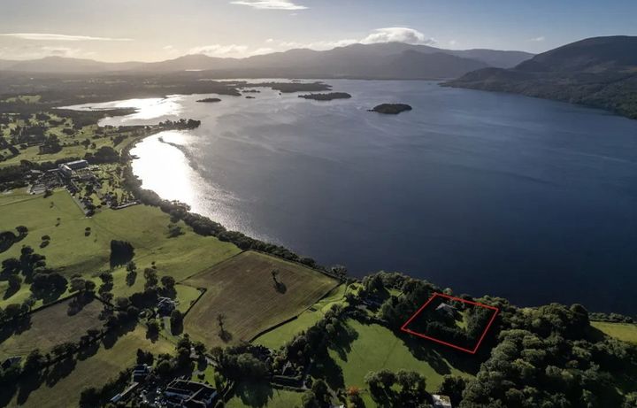 Peek inside a luxury Kerry lakeside home on the market with a €1 million price tag