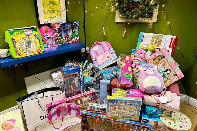 Dublin salon owner collecting toys for children in need | Irish Independent