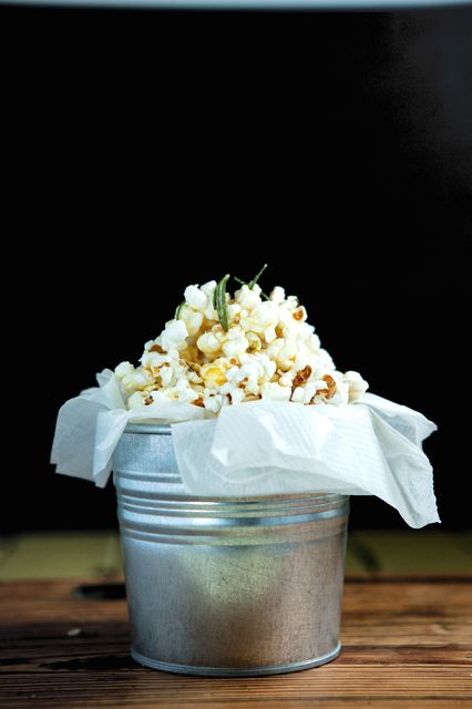 Garlic and rosemary popcorn