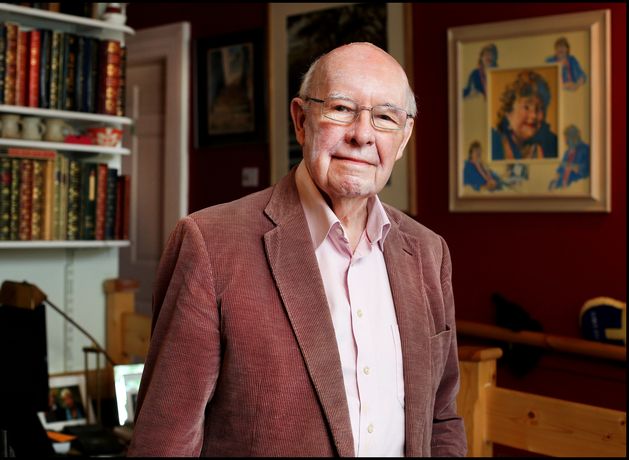 Obituary: Gordon Snell, husband of Maeve Binchy and prolific writer of children's books, who also scripted episodes of RTÉ's ‘Wanderly Wagon'