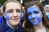 thumbnail: Two Remain supporters on Park Lane