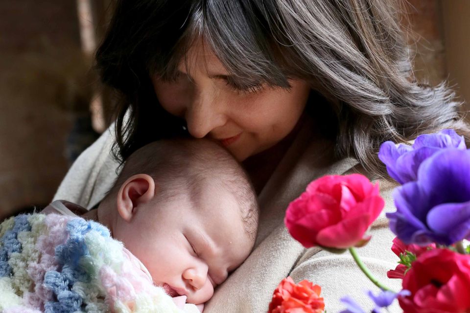 Aoibhinn Ní Shúilleabháin with her five-week-old daughter Doireann, who was born at home with The National Maternity Hospital’s Domino and Homebirth service. Photo: Mark Stedman