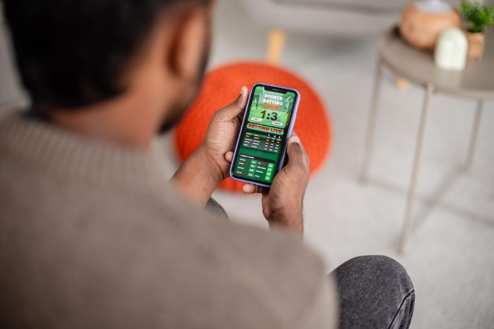 Gambling firms reaching young Irish men on social media at over double the rate of women, new study shows