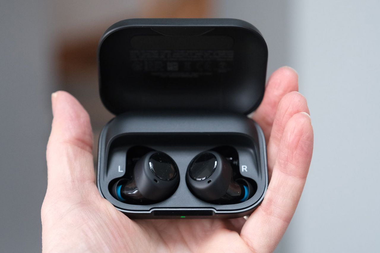 Echo buds 2024 wireless earbuds