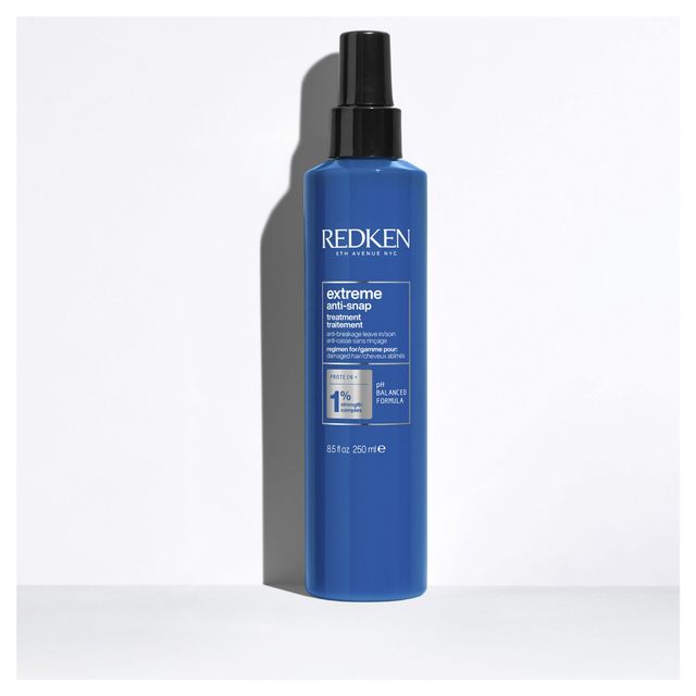 Redken Extreme Anti-Snap Treatment, €27.50, petermark.com