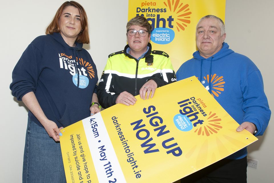 Sinead Ronan Wells (Pieta Campign Team Lead), Garda Denise Kane and Liam McCabe (Wexford Committee Chairperson) pictured at the launch of Darkness into Light at MJ O'Connor's building in Drinagh on Wednesday evening. Pic: Jim Campbell
