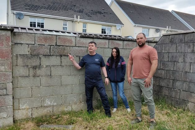 More concern in same Kerry estate over unsafe boundary walls