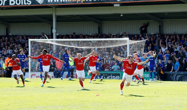 Watch: York City return to Football League after incredible 103rd-minute equaliser