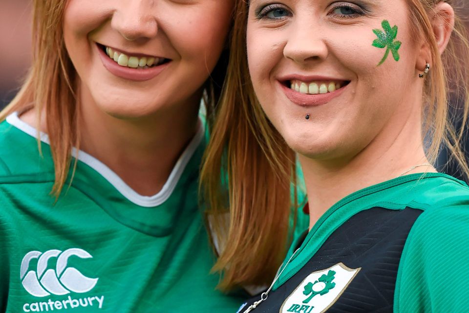 Ireland supporters Sara McClure, from Belfast (left), and Allie Farrell, from Castlepollard, Co Westmeath, ahead of the game. Photo: Stephen McCarthy