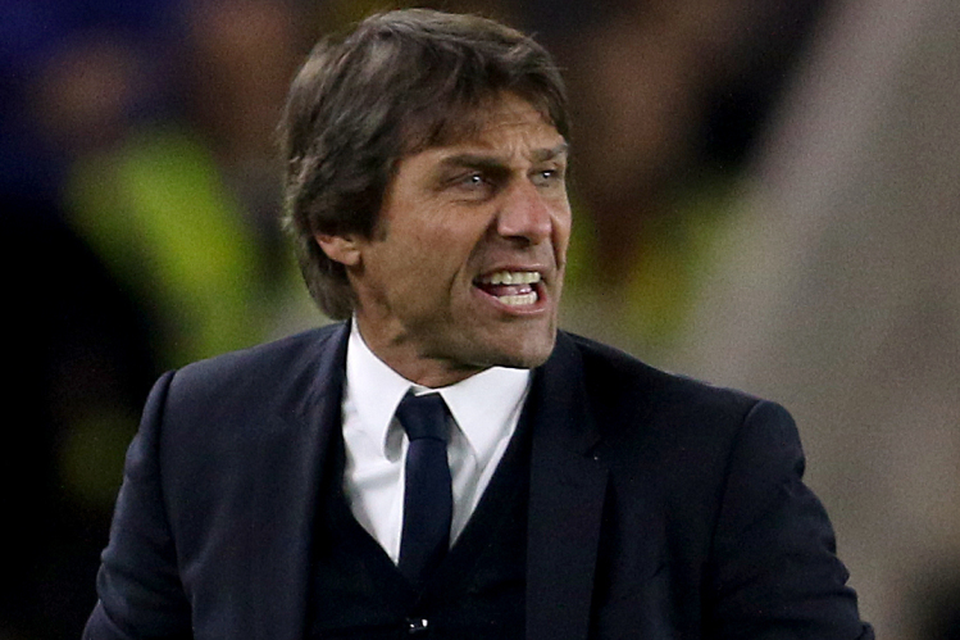 Chelsea manager Antonio Conte looks to have his players on his side