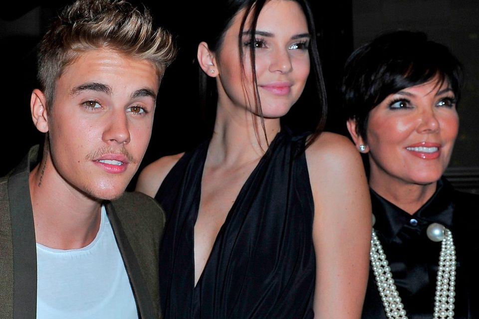 Kourtney Kardashian and Justin Bieber 'hooking up and 'text each other all the time' | Independent.ie