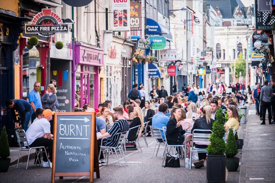 Outdoor dining on Princes St in Cork last summer. Photo courtesy of Visit Cork