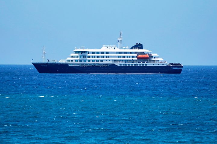 ‘We didn’t know what this was’ – Irish woman on hantavirus cruise ship describes shock at deaths of three passengers