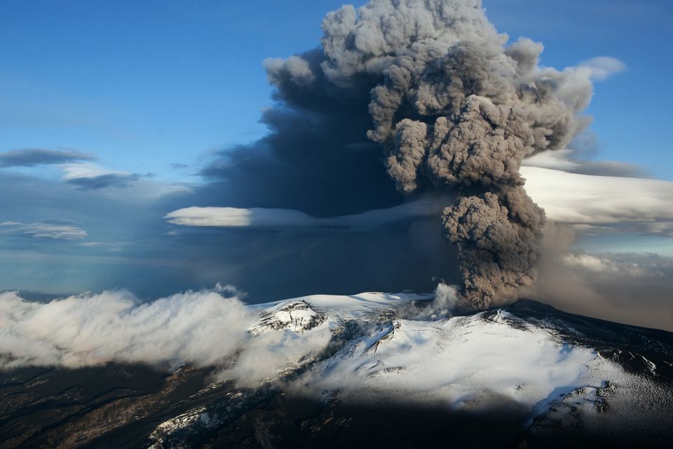 Ash plume from Iceland's Eyjafjallajokull crater on May 15, 2010. Photo: Getty