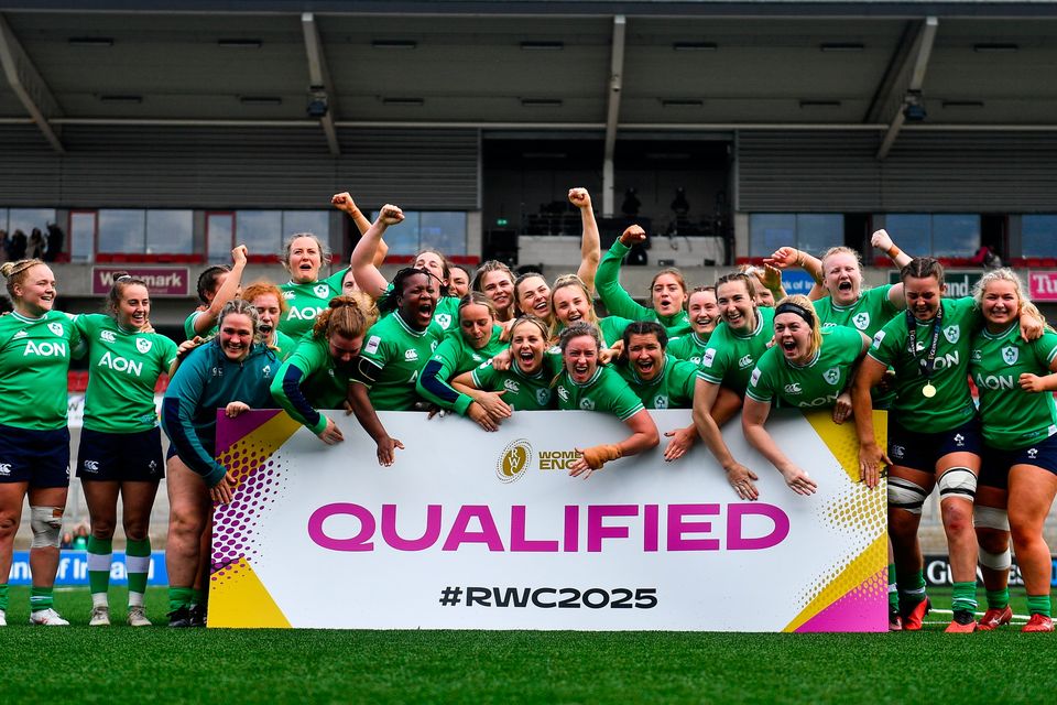 Ireland players celebrate after qualifying for the Women's Rugby World Cup 2025 after Saturday's Six Nations victory over Scotland at the Kingspan Stadium in Belfast. Photo by Ben McShane/Sportsfile
