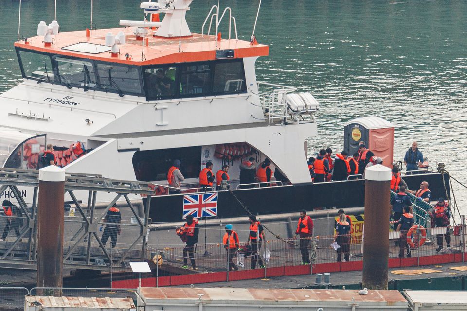 More than 30 people smugglers held over attempting to sneak migrants to UK via Ireland