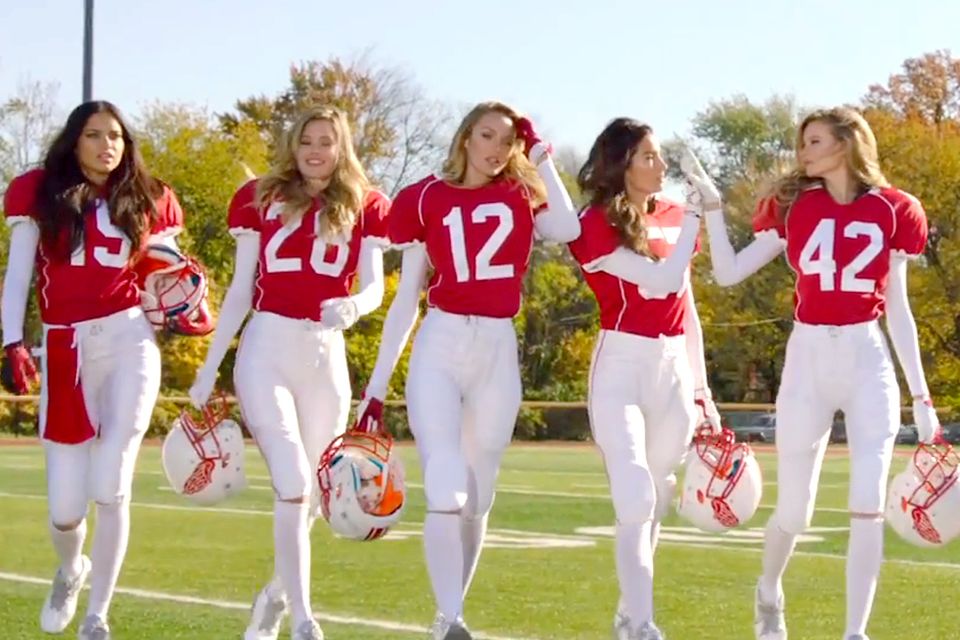 Victoria's Secret Angels  get Super Bowl ready